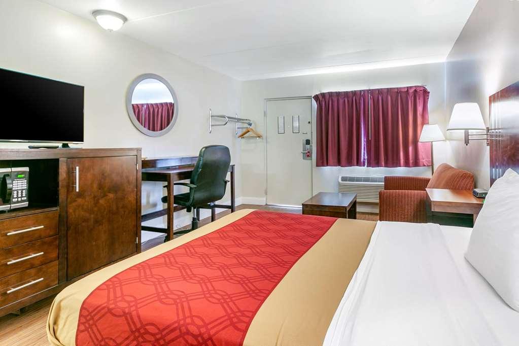 Econo Lodge Northeast Рединг Стая снимка